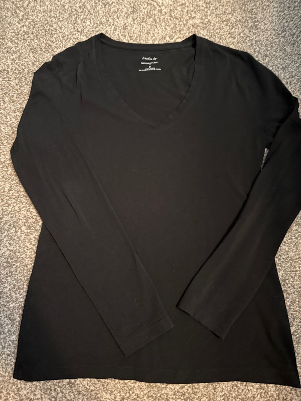 Banana Republic Timeless Black Tee V-Neck Long Sleeve Women's Top